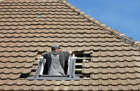 Pose de velux à Gourdan Polignan
